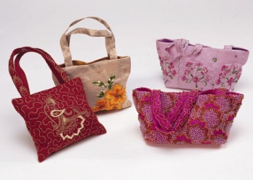 Cushion covers manufacturers in noida
                           