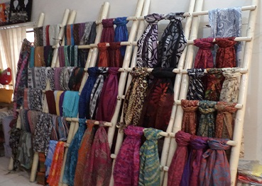 Cushion covers manufacturers in noida
                           